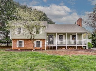 703 Kings Rd, Lynchburg, VA 24502