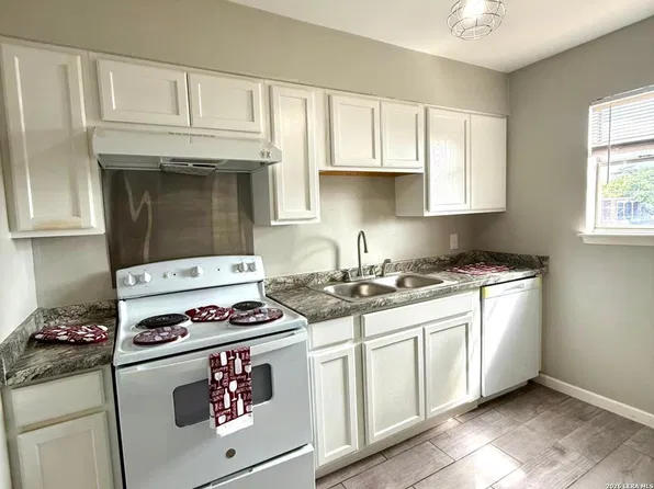 911 Vance Jackson #202, San Antonio, TX 78201