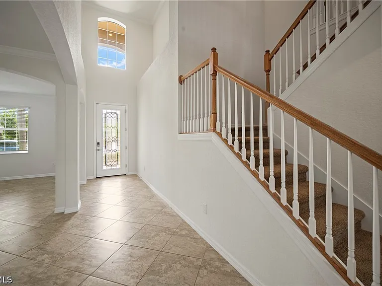 4234 Bluegrass Dr — Photo 4