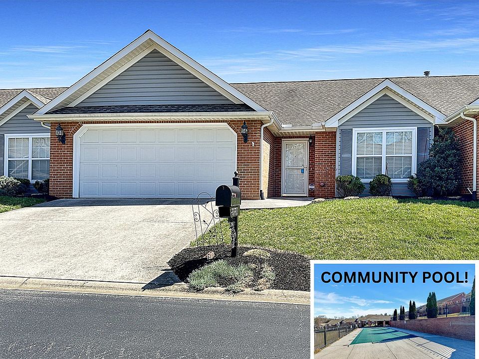 1st image of 8781 Carriage House Way