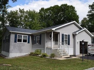 83 Little Farm Ln, Chalfont, PA 18914