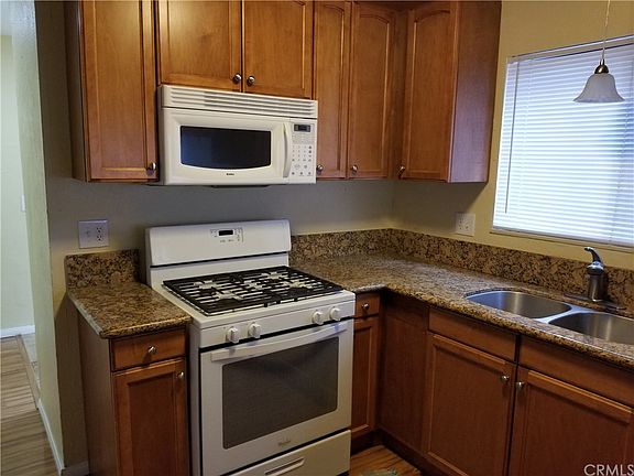 4th image of 23932 Zuger Dr