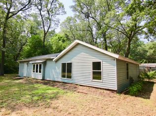 231 Forest Dr, Muskegon, MI 49442