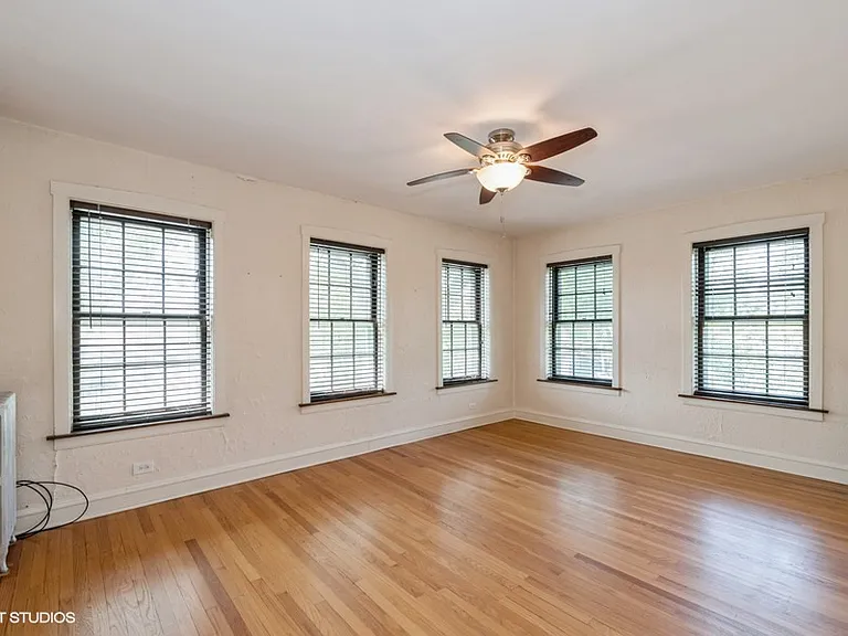 6885 N Overhill Ave #2 — Photo 3