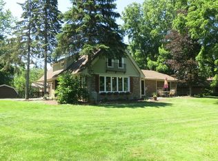 183 Bradwell Rd, Inverness, IL 60010