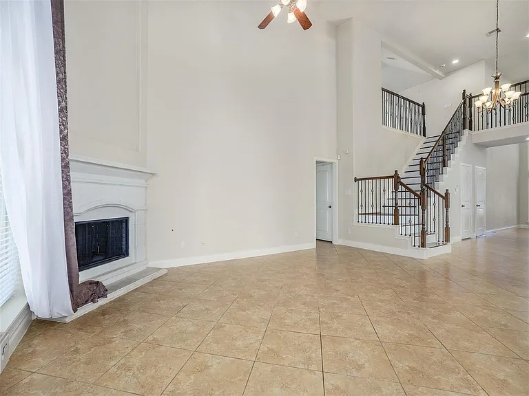 10007 Eldarica Way — Photo 13