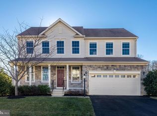 18747 Pier Trail Dr, Triangle, VA 22172