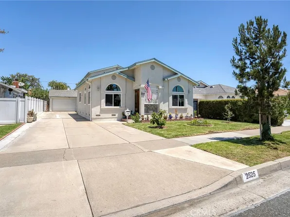 2525 W Olive Ave, Fullerton, CA 92833
