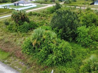 739 Cardinal St E, Lehigh Acres, FL 33974