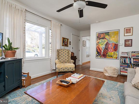 3rd image of 8501 Garland Ave