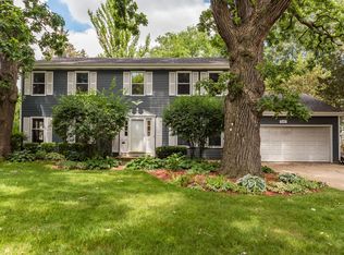 131 Brookside Dr, Elgin, IL 60123