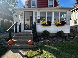 99 Center St, Hamburg, NY 14075