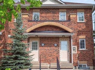2 Hedge End Rd #115, Toronto, ON M1B5Z8