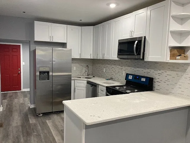 2709 West Montgomery Avenue — Photo 4