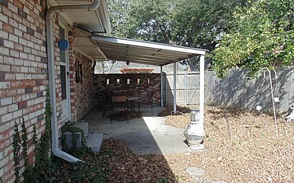 4th image of 7120 Edgerton Dr