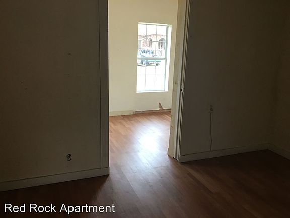 2nd image of 2711 W Walker St APT 101