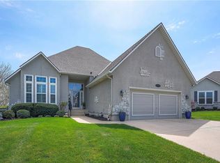21911 W 120th St, Olathe, KS 66061