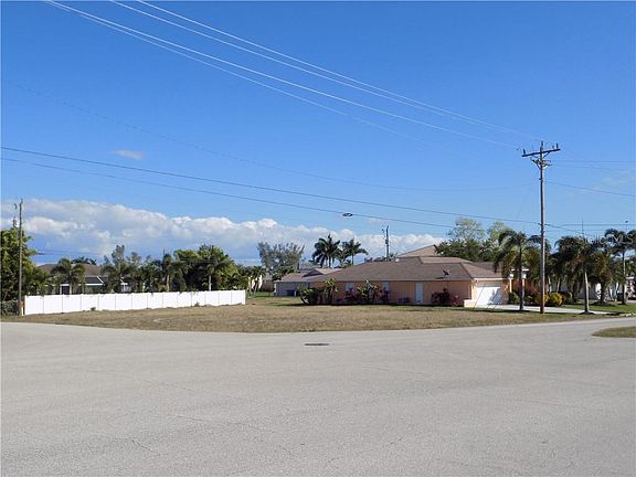 4th image of 5203 Agualinda Blvd