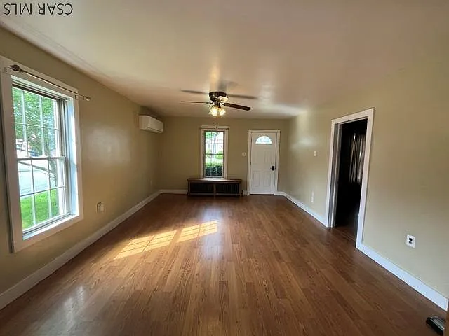 378 Locust St — Photo 10