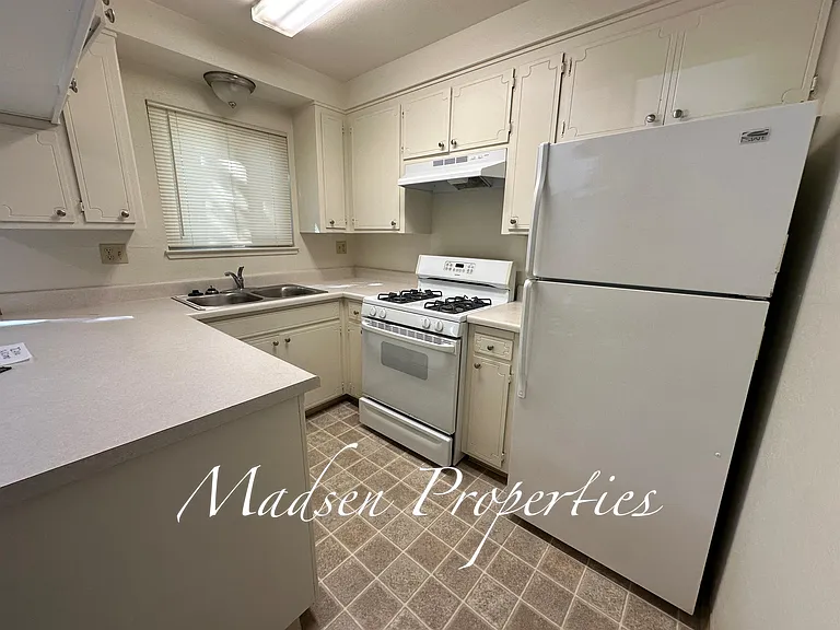 Palm Manor- 1017 Esplanade - 10 — Photo 21