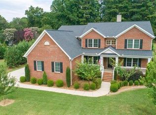 111 Henry Ln, Mooresville, NC 28117