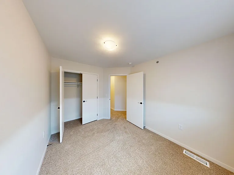 Pinnacle Townhomes — Photo 38