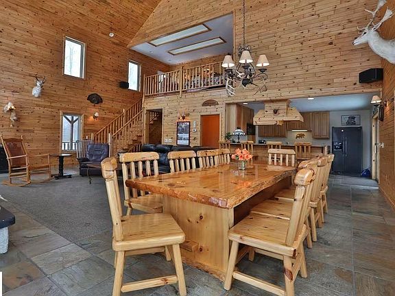 4th image of 2639 Cedar Valley Ln