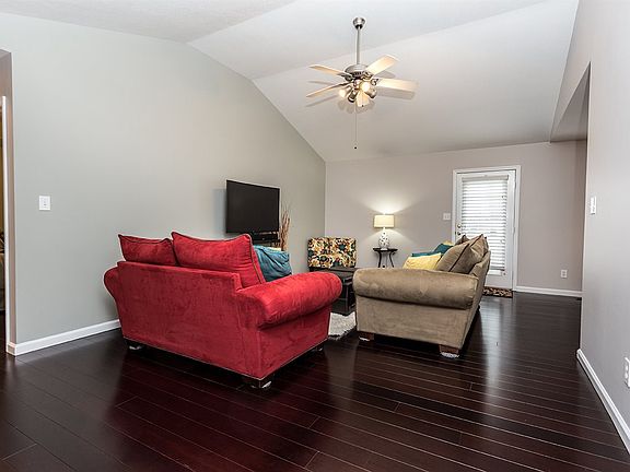 2nd image of 299 Christian Dr NW