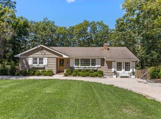 40 Highlands Dr, Southampton, NY 11968