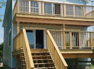 127 Clocks Blvd, Massapequa, NY