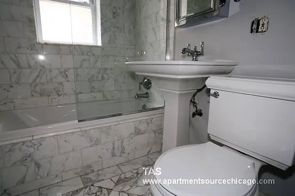632 W Roscoe St #1N — Photo 6