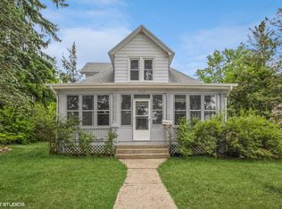 513 Earl Rd, Michigan City, IN 46360