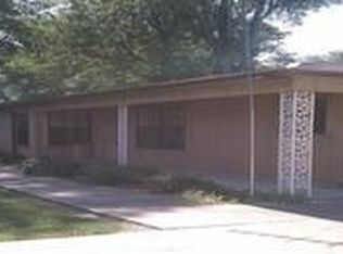 904 S College St, Stuttgart, AR 72160