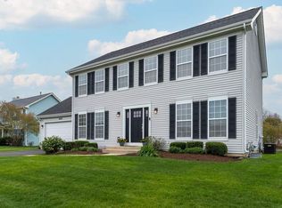 2040 Garfield Ave, Aurora, IL 60506