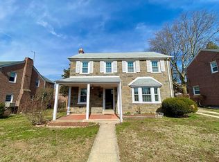 909 Fanshawe St, Philadelphia, PA 19111