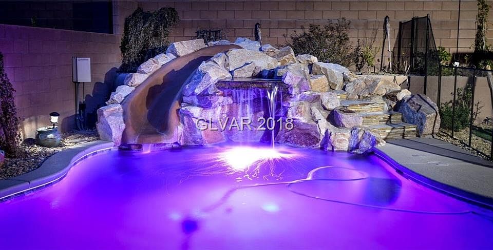 1st image of 10508 Doman Ave