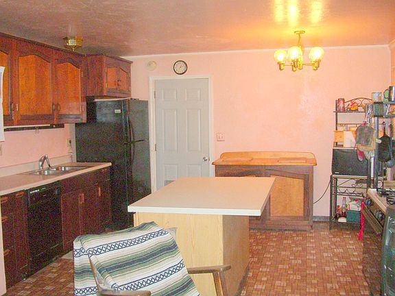 Spacious kitchen with island