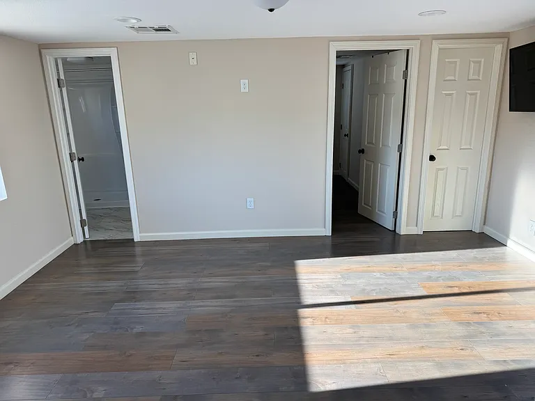 43813 Sierra Hwy — Photo 13