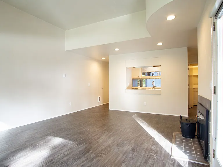 4637 Galewood St #A — Photo 5