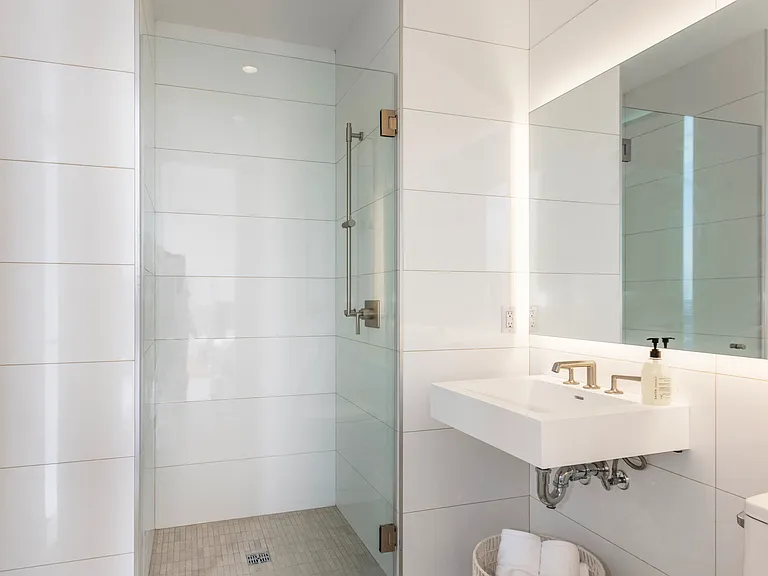 545 Vanderbilt Ave #21D — Photo 17