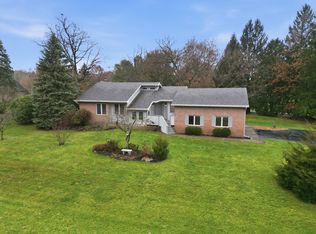 10906 Bunker Dr, Demotte, IN 46310