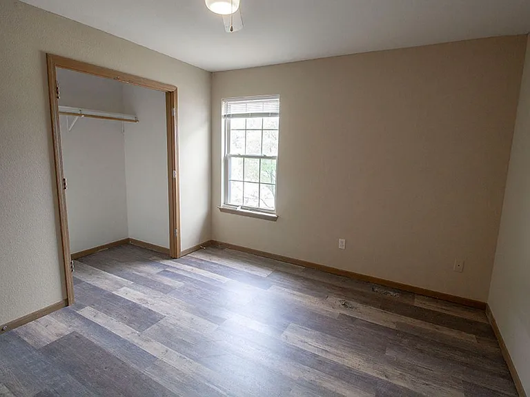 1503 Greensboro Dr — Photo 19