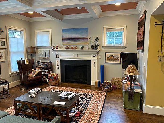 3rd image of 4507 W Virginia Ave
