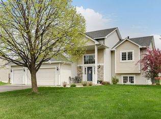 9398 White Oaks Trl N, Champlin, MN 55316