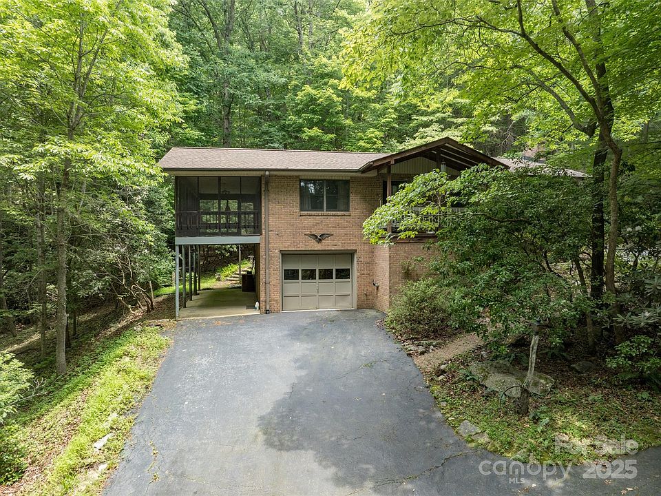 1st image of 2344 Valencia Dr