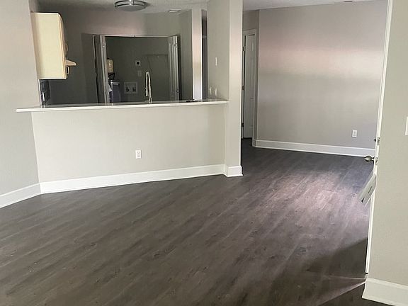 5th image of 2544 Woodgate Blvd APT 101