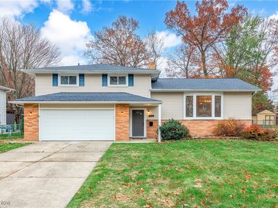 826 E Dartmoor Ave, Seven Hills, OH, 44131