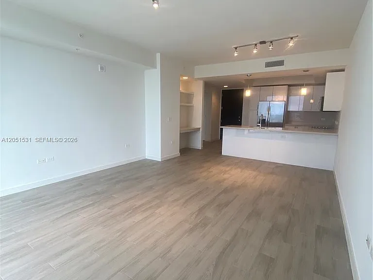 999 SW 1st Ave #3209 — Photo 6