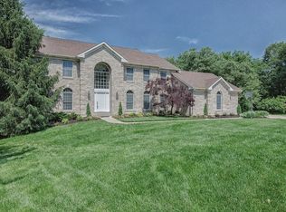 10626 Deerpath Acres Ct, Saint Louis, MO 63128