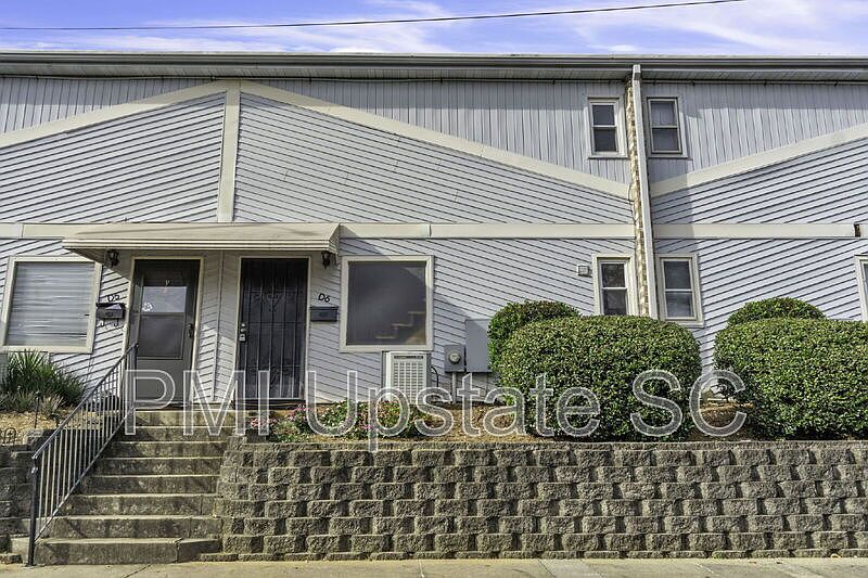 1st image of 3706 E North St APT D6